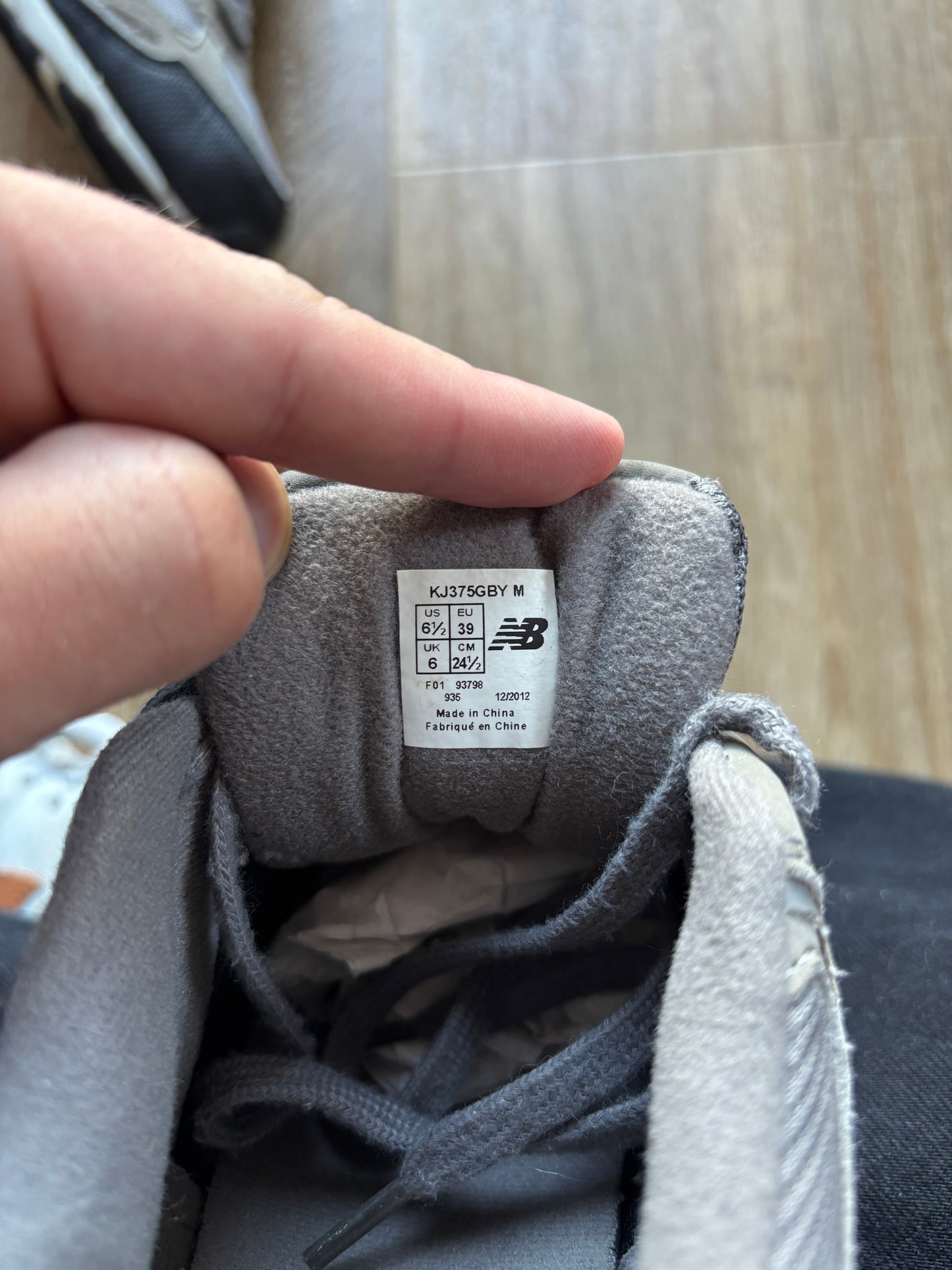 New Balance 408 - (Taille 39)