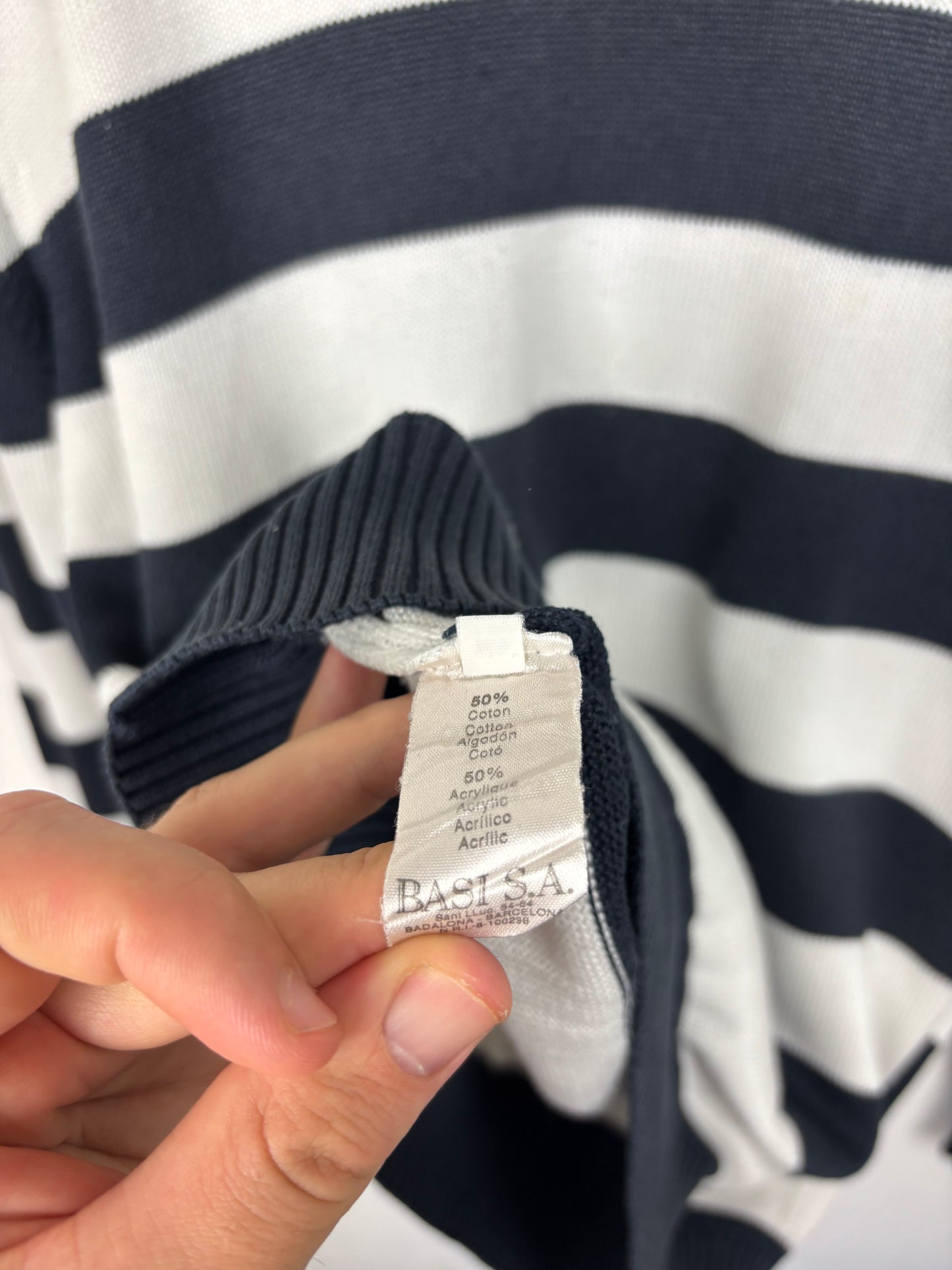 Lacoste Pull à Rayures Logo Brodé - M