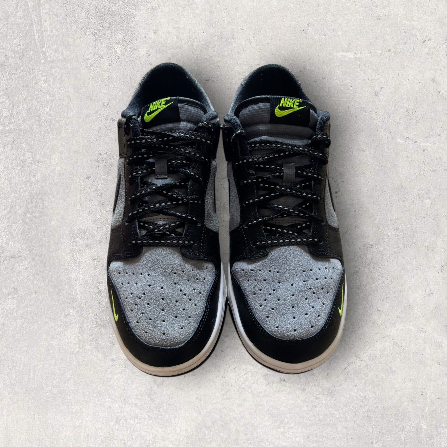 Nike Dunk Low Noir Gris Jaune - 44.5
