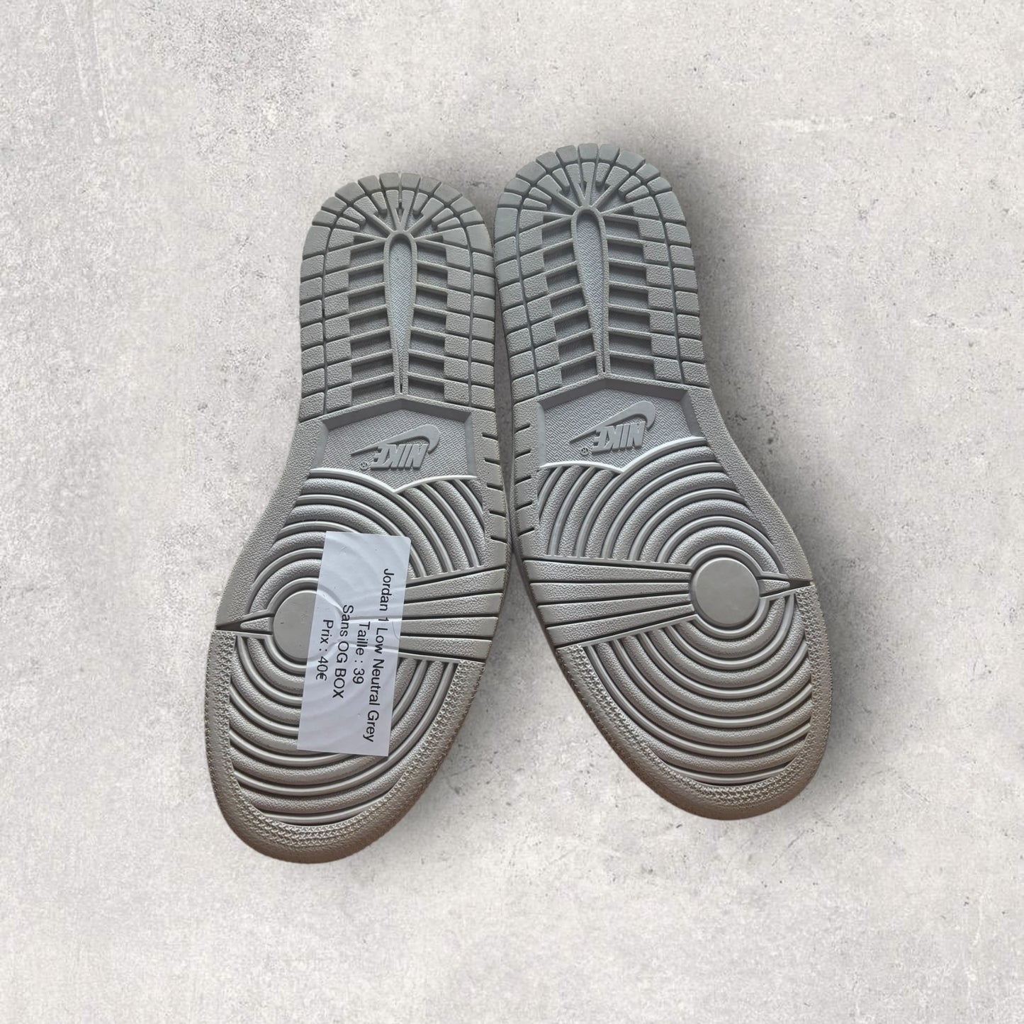 Jordan 1 Low OG Neutral Grey (Taille 39)