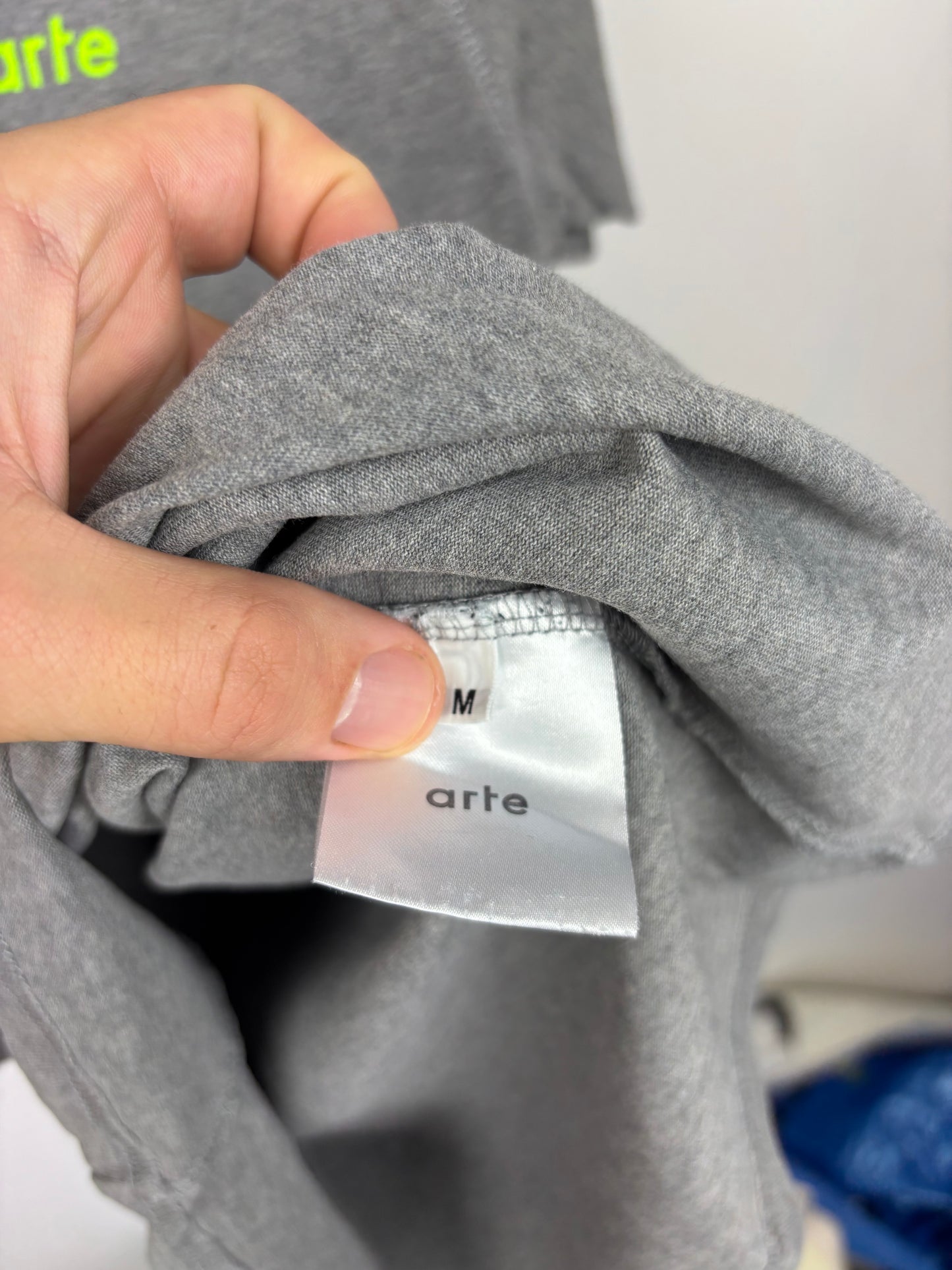 Arte Tee Shirt Gris Logo Brodé Jaune - M