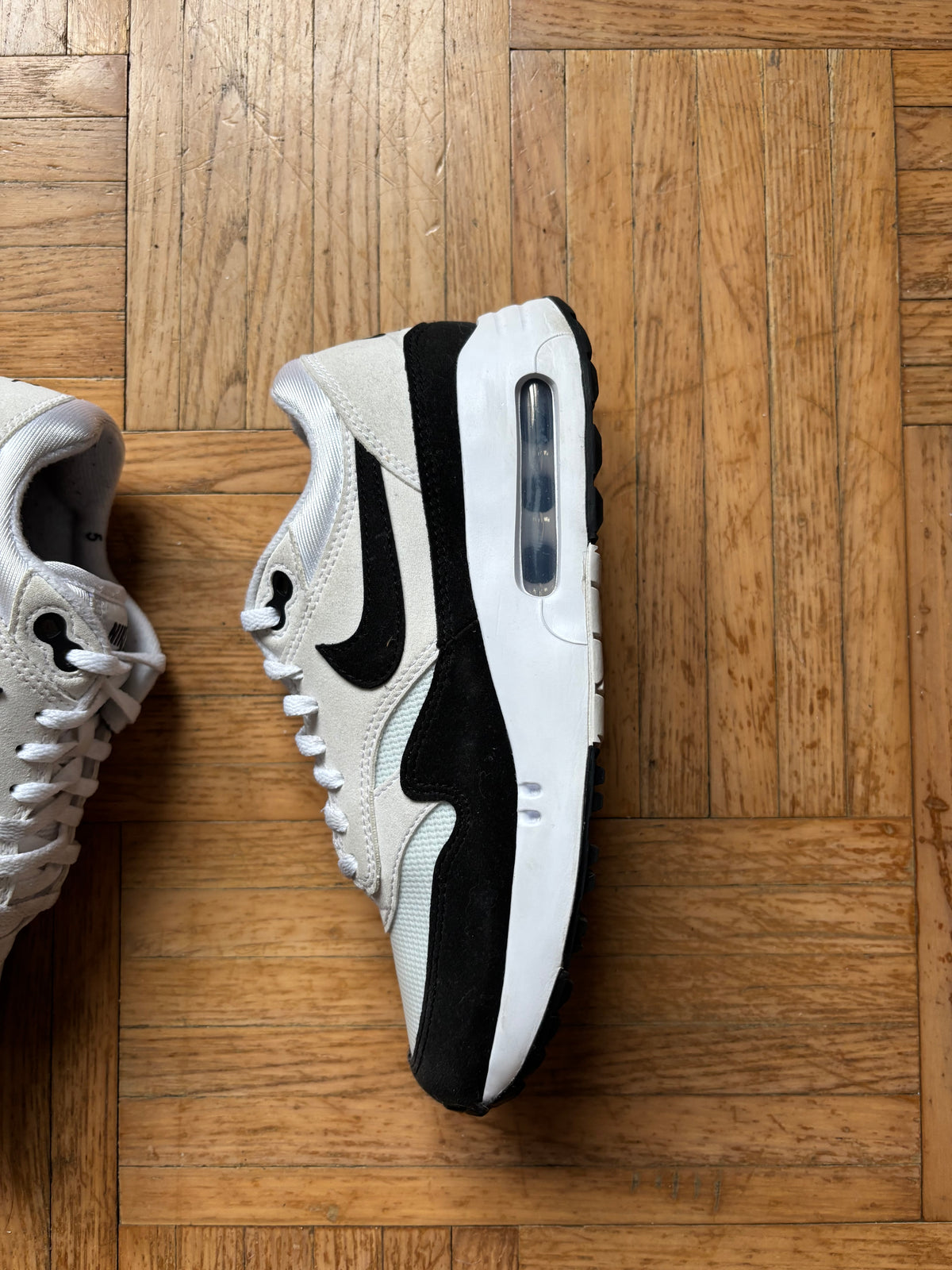 Nike Air Max 1 Noir Blanc| Sneakers Rétro - 37.5