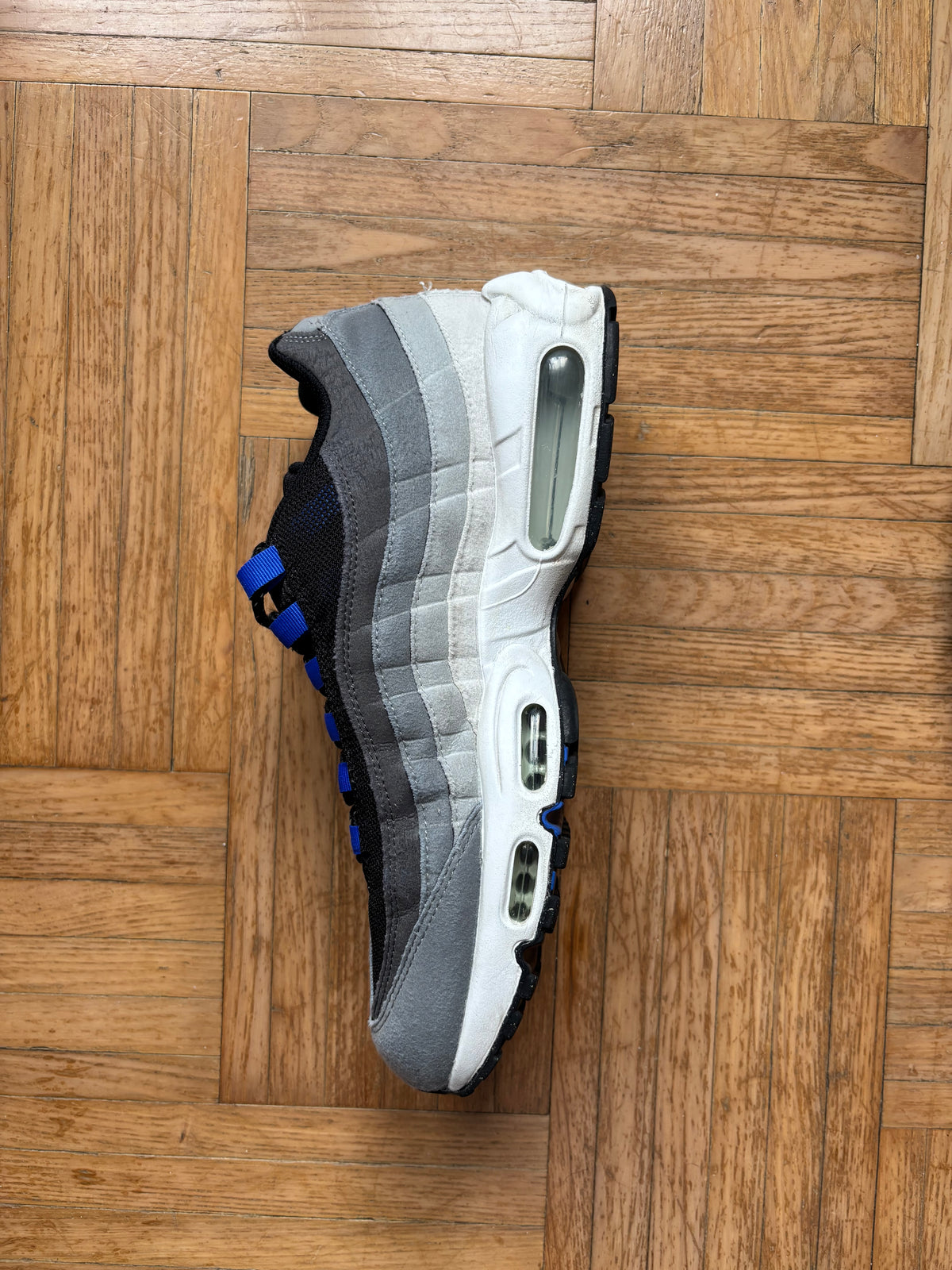 Nike Air Max 95 Gris Noir Vert Fluo | Sneakers Vintage - 44