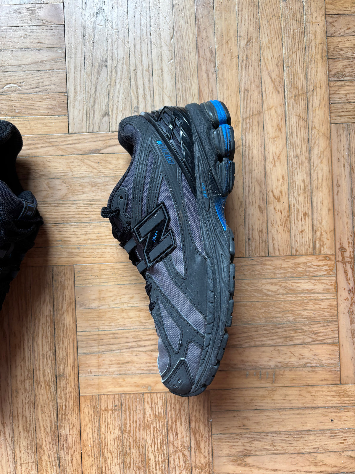 New Balance 1906R Noir Gris Bleu | Sneakers Y2K - 41.5