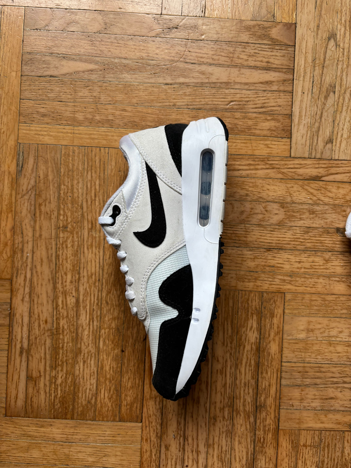 Nike Air Max 1 Noir Blanc| Sneakers Rétro - 37.5
