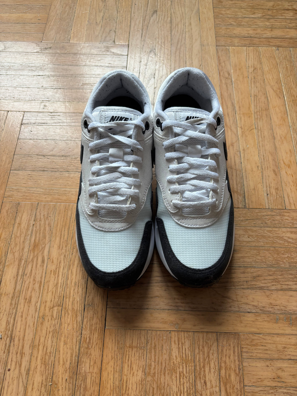 Nike Air Max 1 Noir Blanc| Sneakers Rétro - 37.5