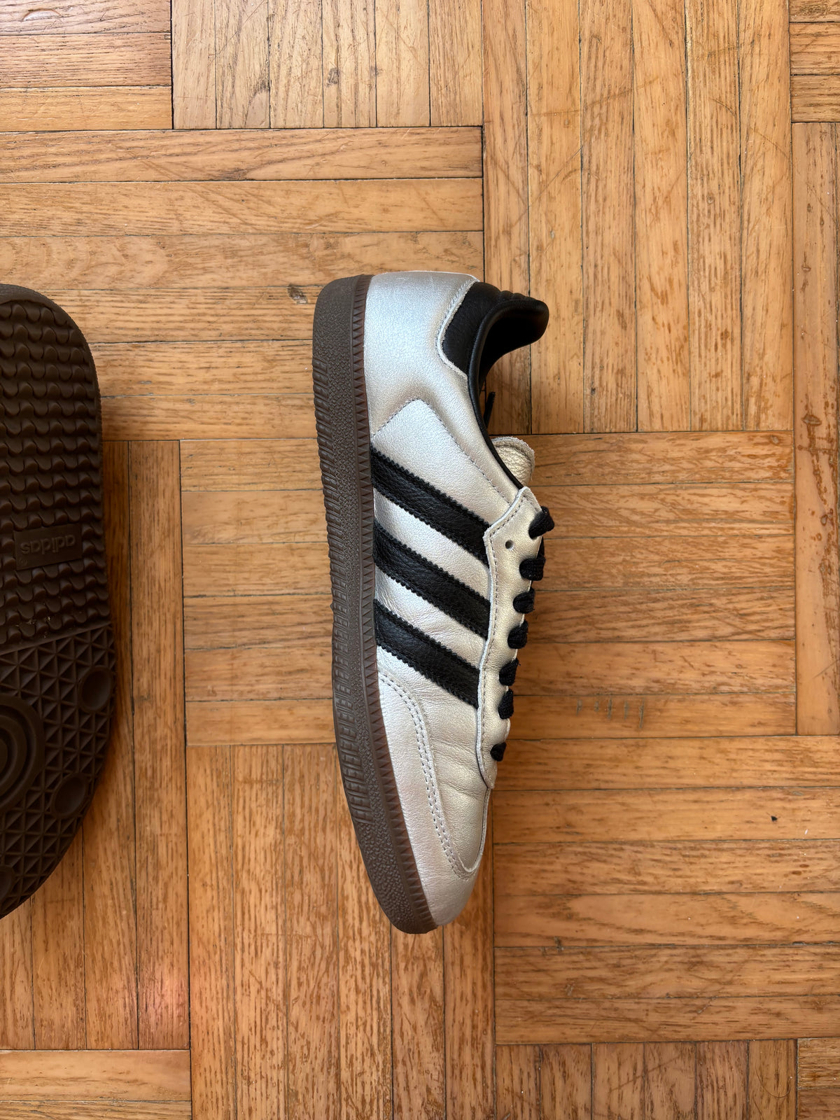 Adidas Samba OG Argenté Noir | Baskets Métallisées - 40