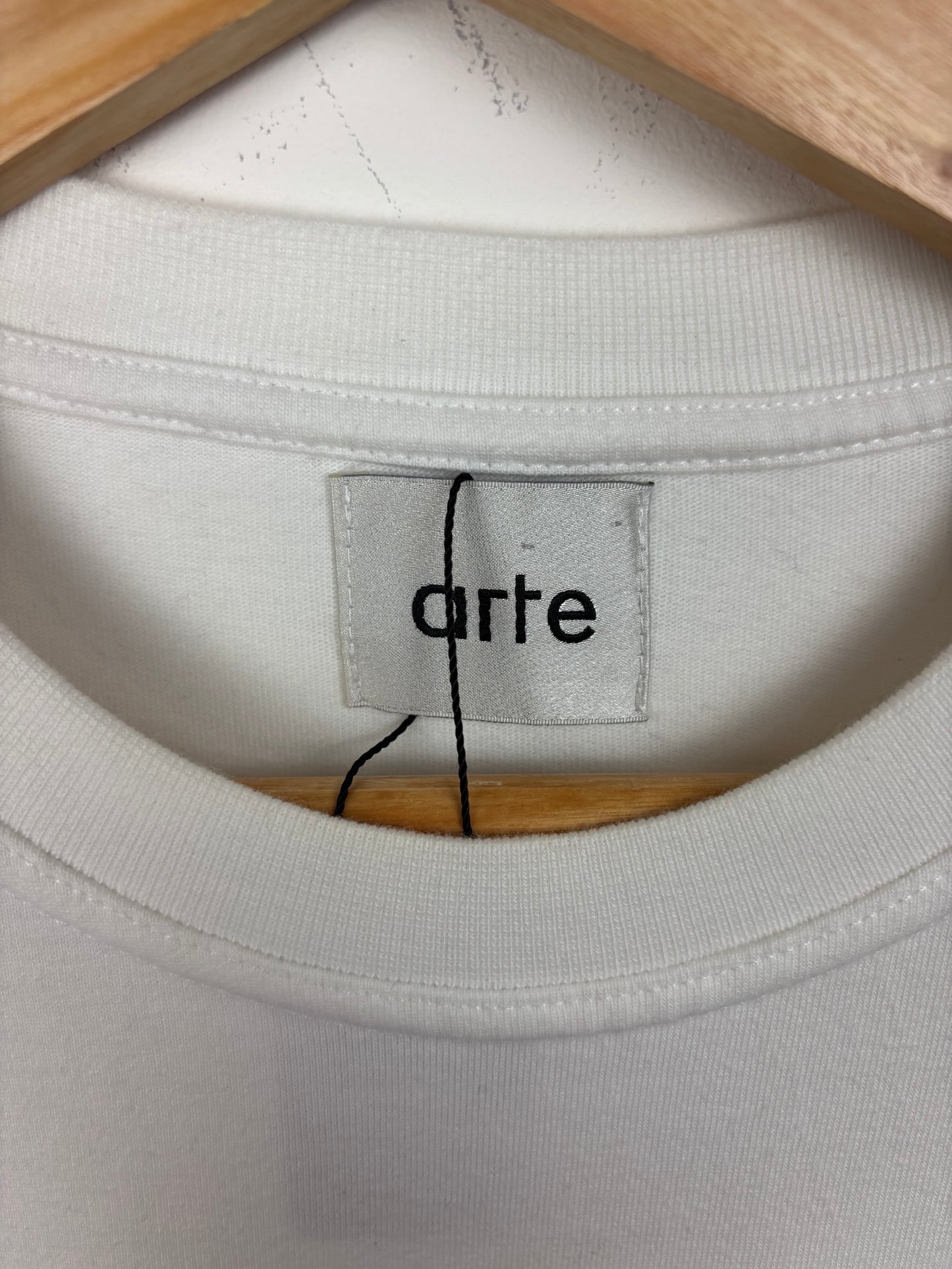 Arte Tee Blanc Logo Noir en Relief - S