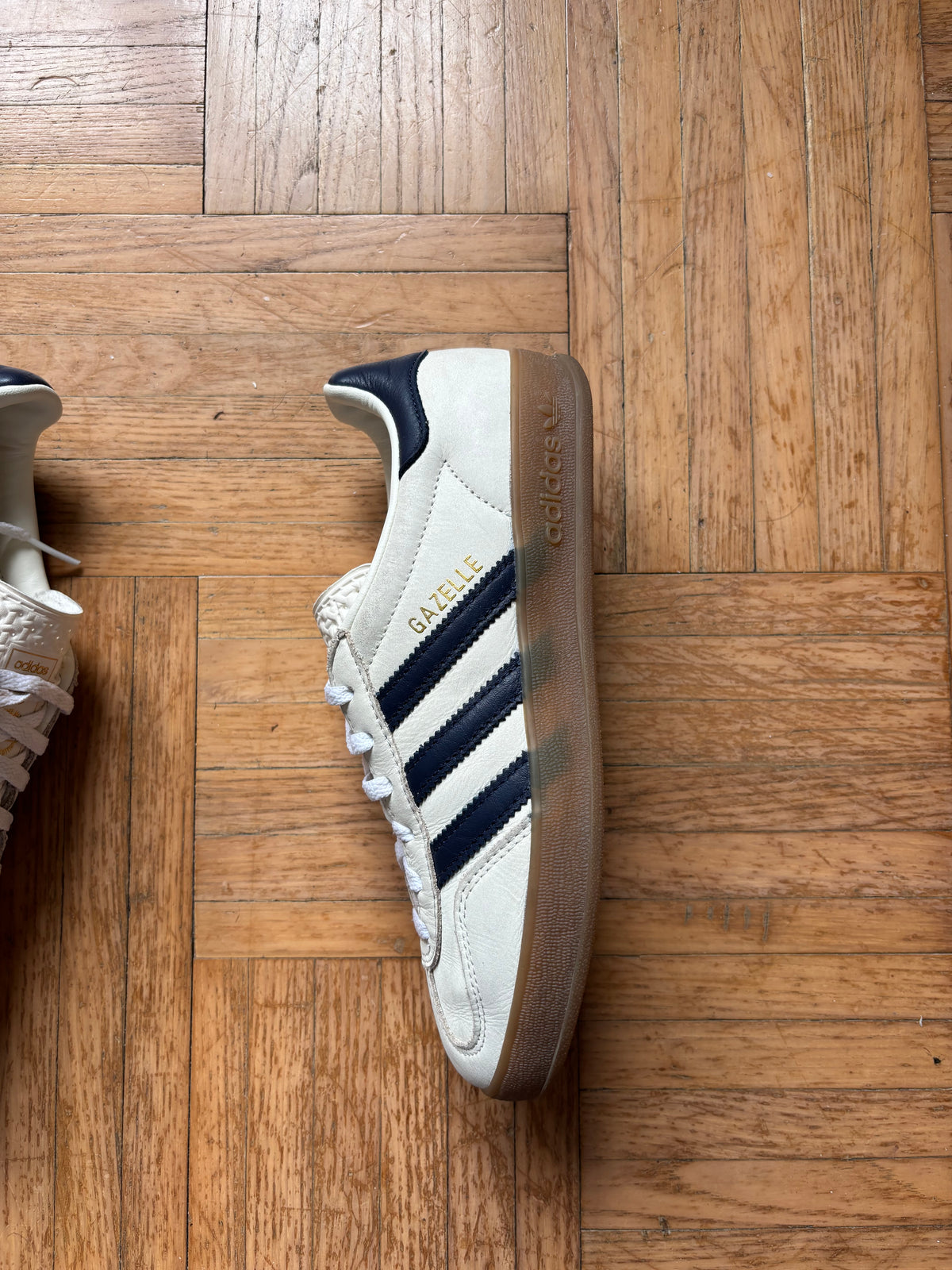 Adidas Gazelle Blanc Bleu Marine | Sneakers Vintage - 36.5