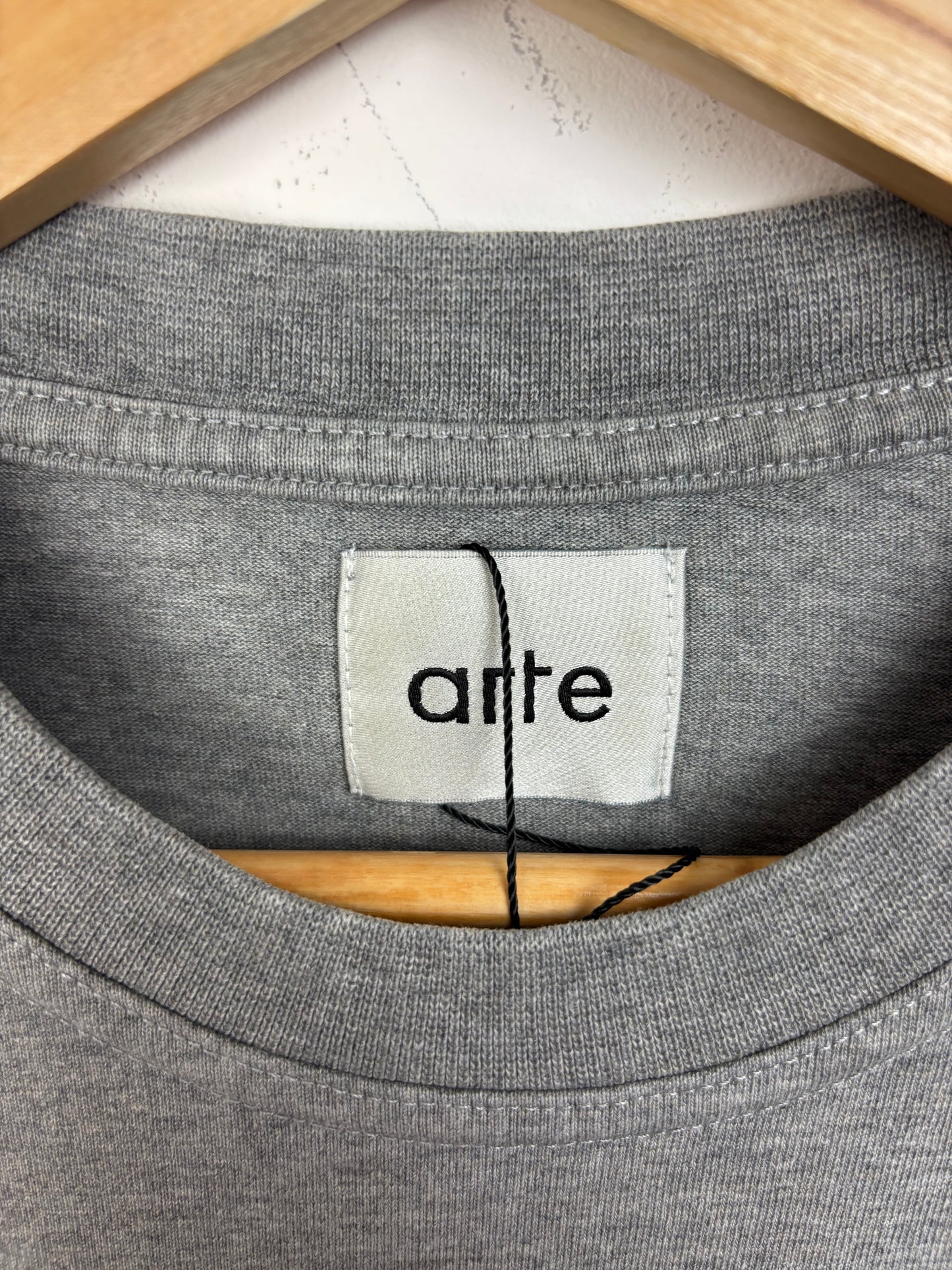 Arte Tee Shirt Gris Logo Brodé Jaune - M