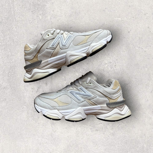 New Balance 9060 Beige (Taille 39,5)