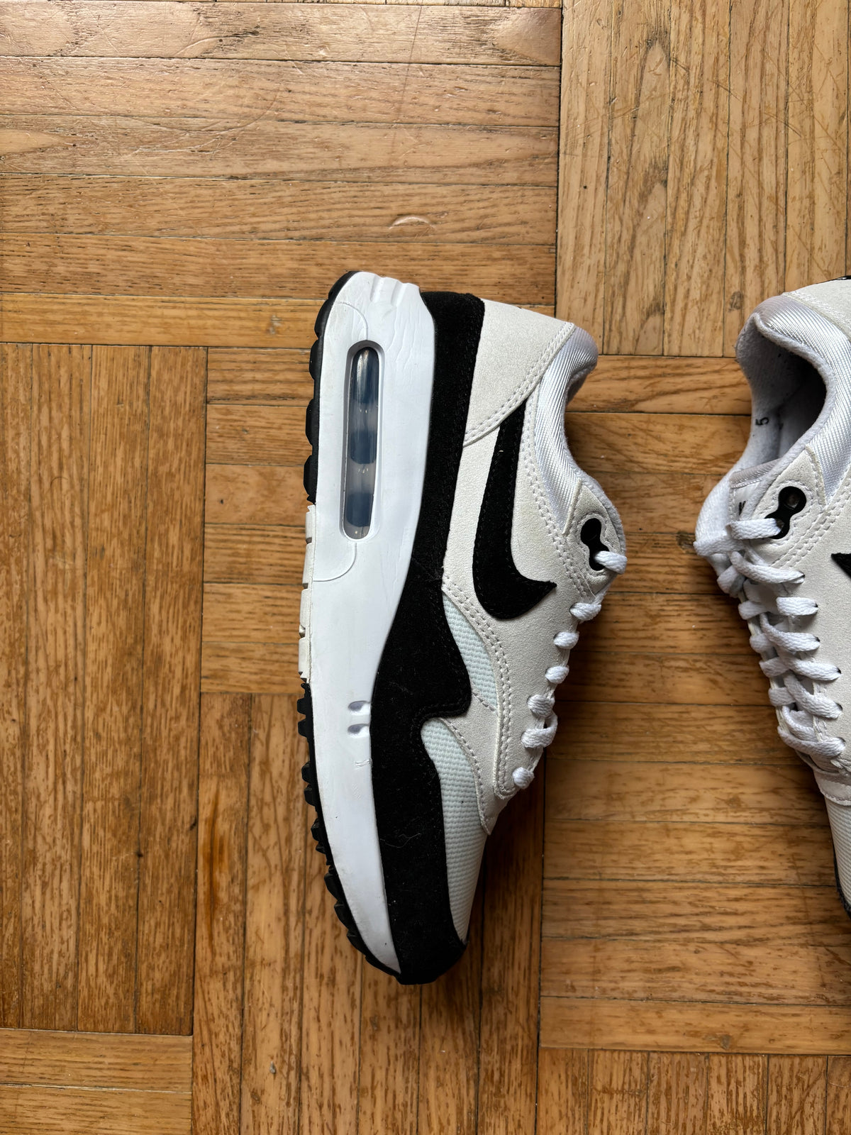 Nike Air Max 1 Noir Blanc| Sneakers Rétro - 37.5
