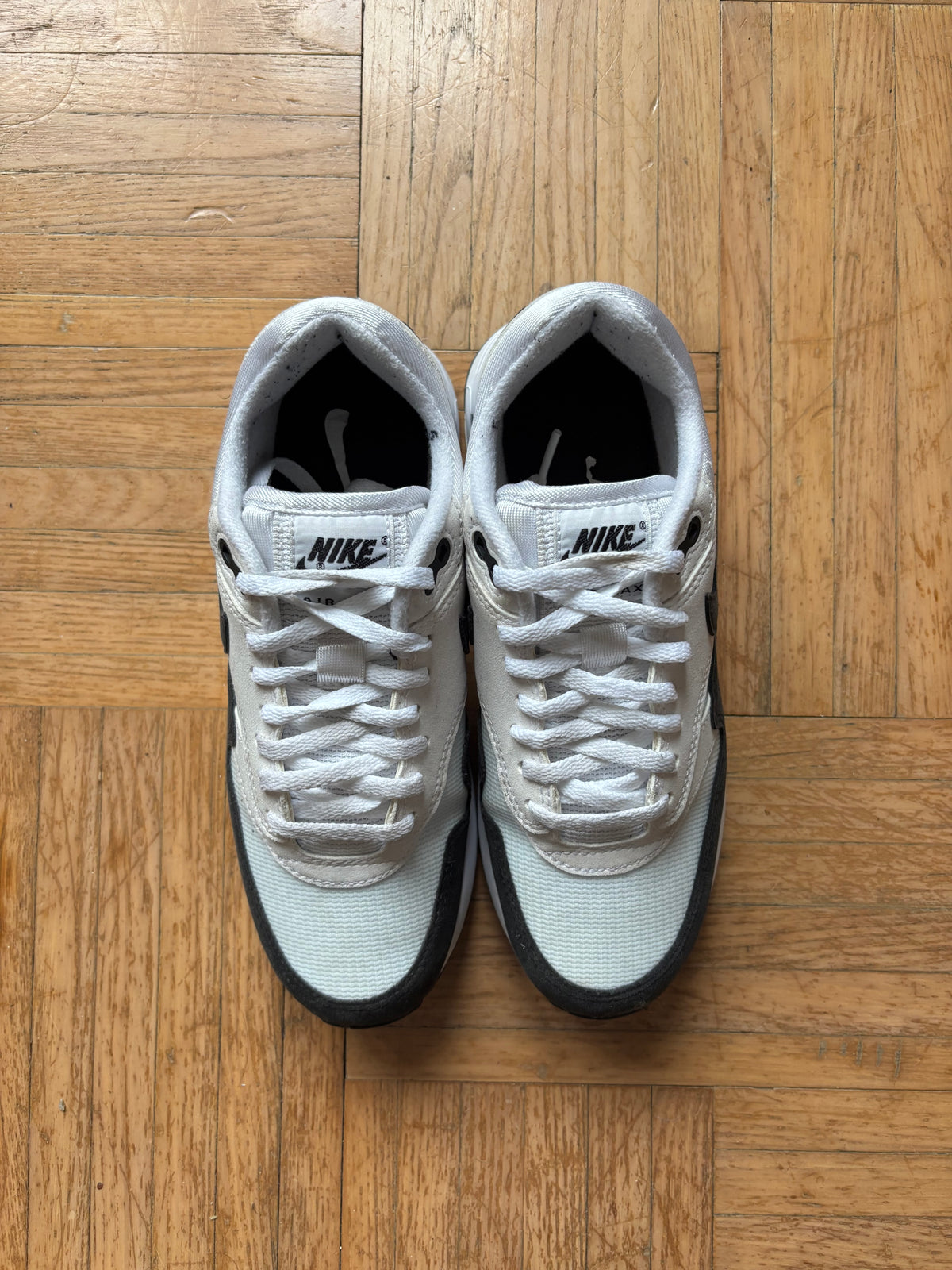 Nike Air Max 1 Noir Blanc| Sneakers Rétro - 37.5