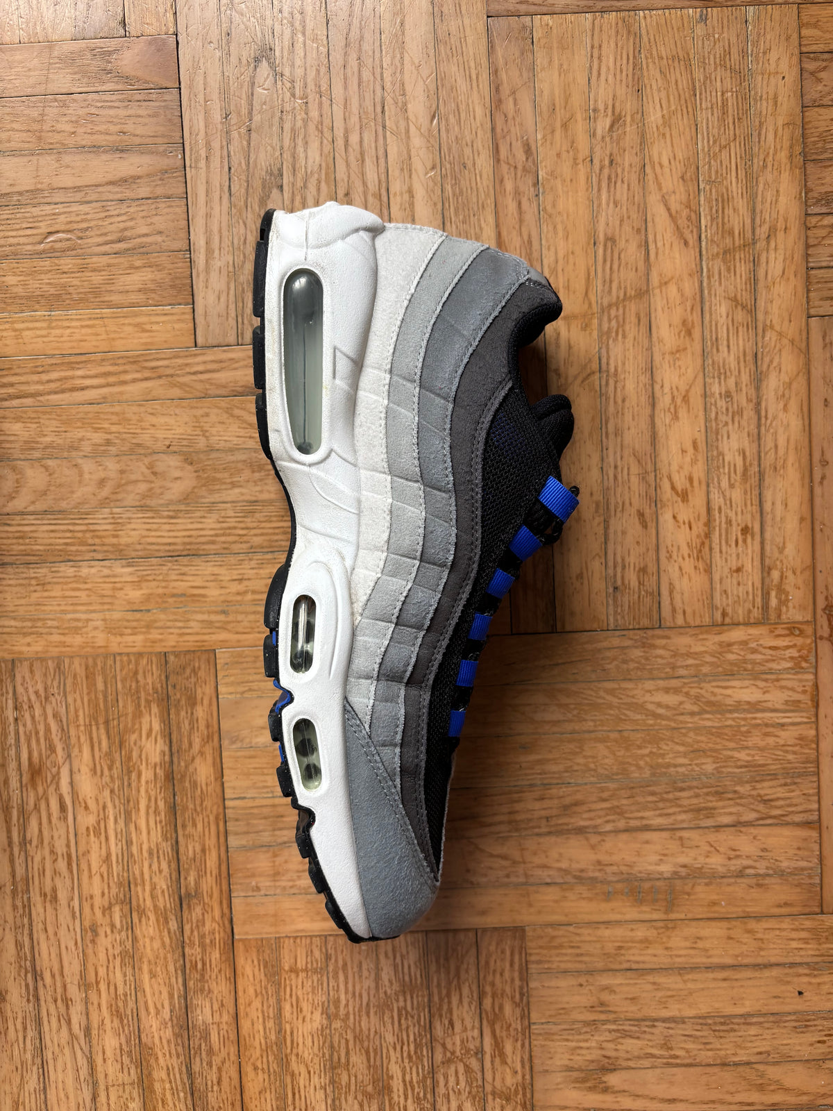 Nike Air Max 95 Gris Noir Vert Fluo | Sneakers Vintage - 44