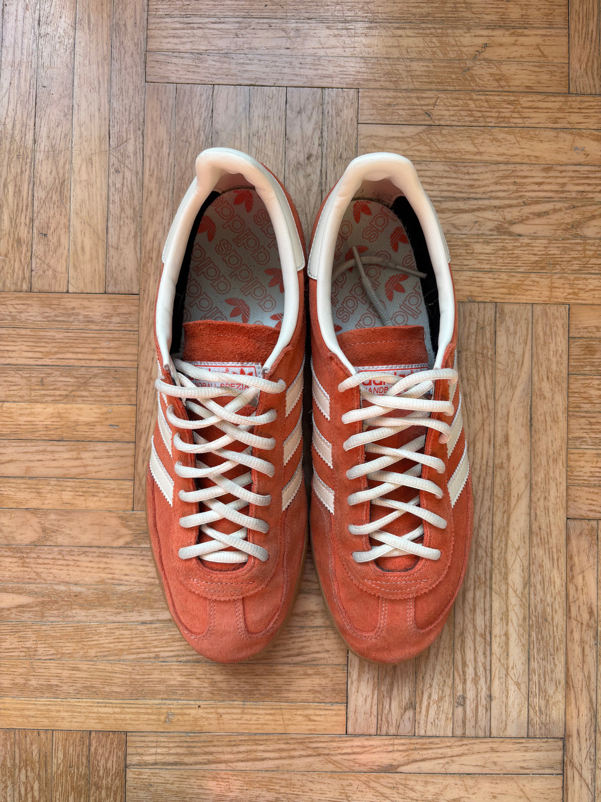 Adidas Handball Spezial Orange Blanc | Baskets Rétro - 45