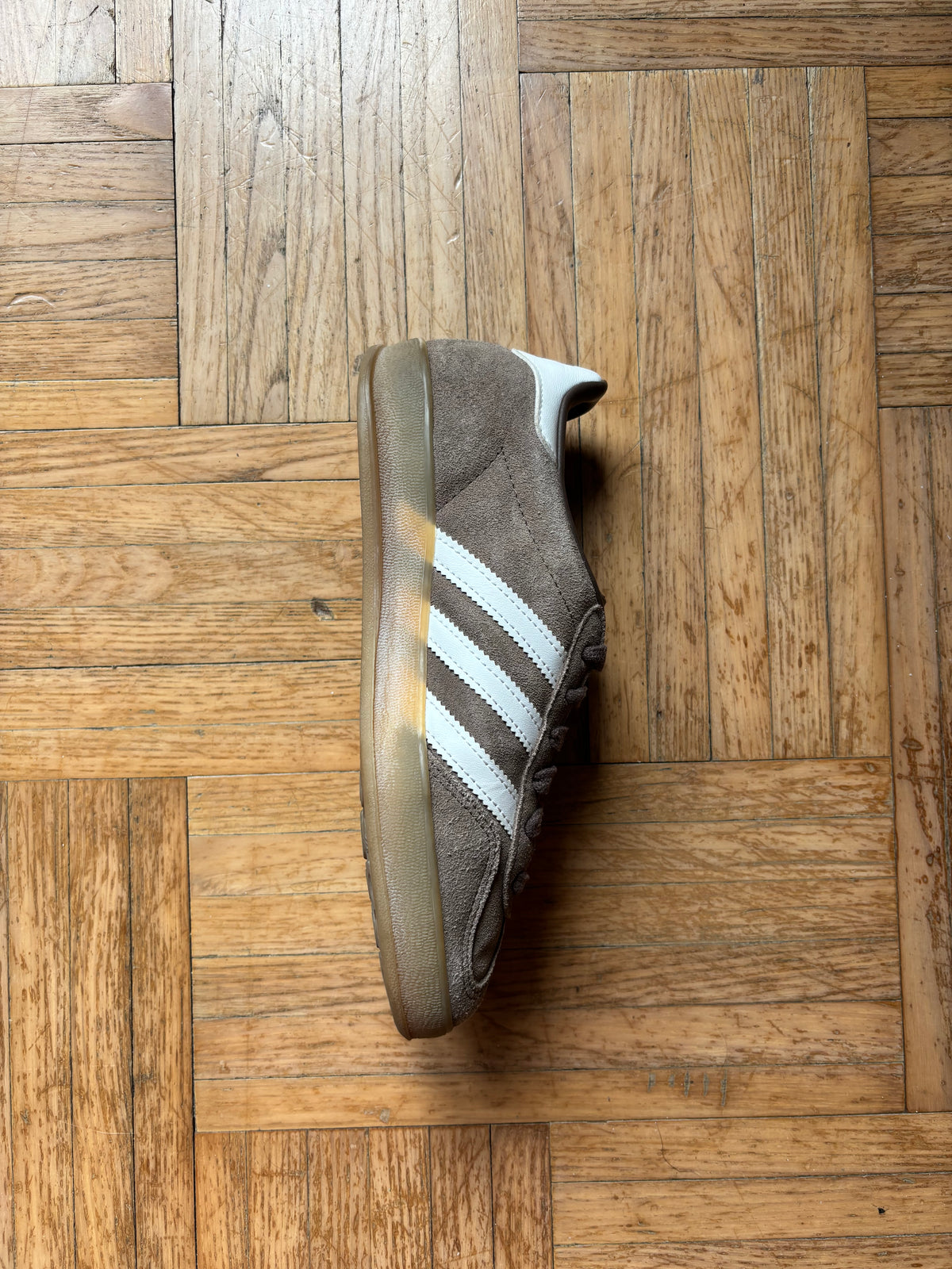 Adidas Gazelle Marron Blanc | Sneakers Vintage - 36